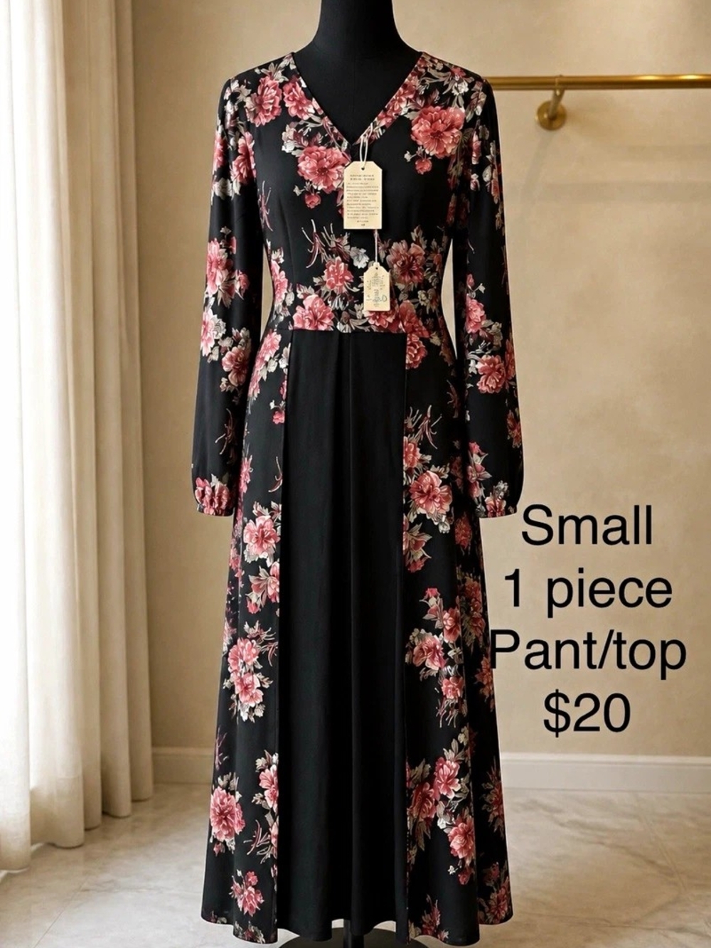 Women’s Black/Pink Floral V-Neck Long Sleeve Long Jumpsuit Regular Size S